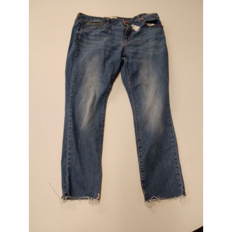 Universal Thread Women's High-Rise Skinny Jean- Medium Wash Size 16